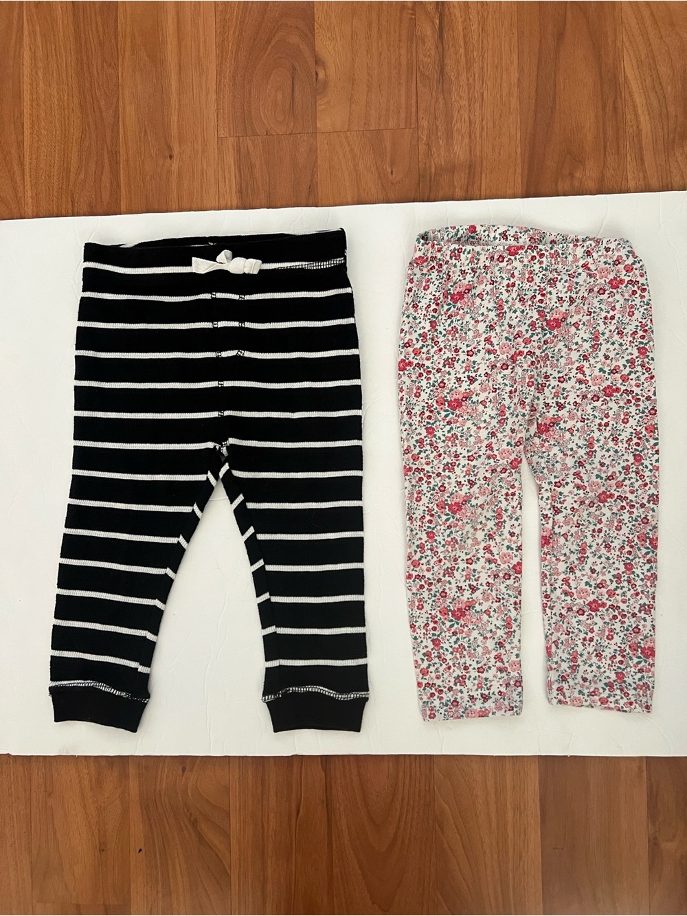 First Impressions 24m Legging Pants Bundle of 2 Black /Red Floral Girls Toddler